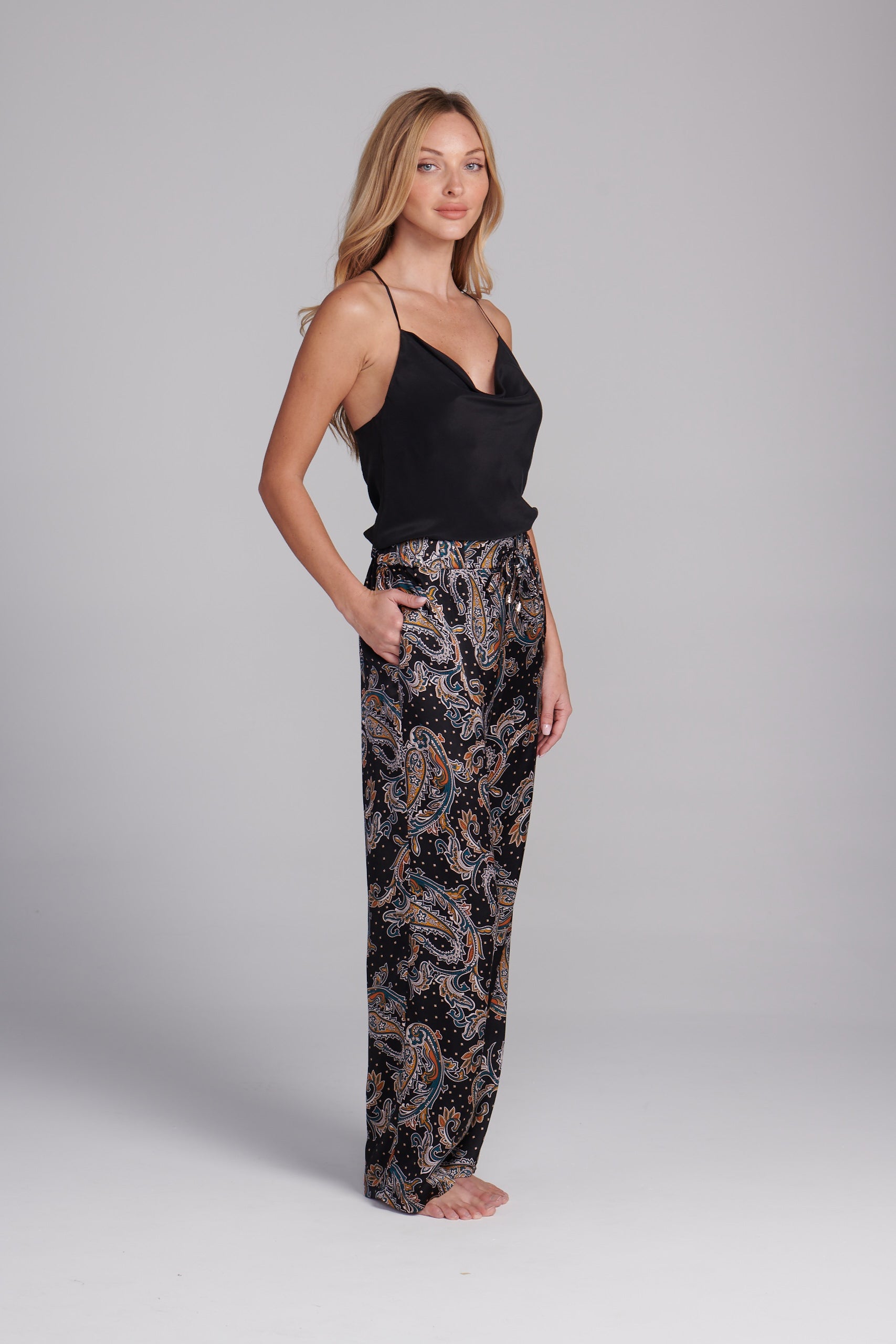 【送料&関税込】Saint Laurent Paisley Patterned Silk Pants Saint Laurent Paisley-Print Twill Silk Trousers | Sendegaro JP